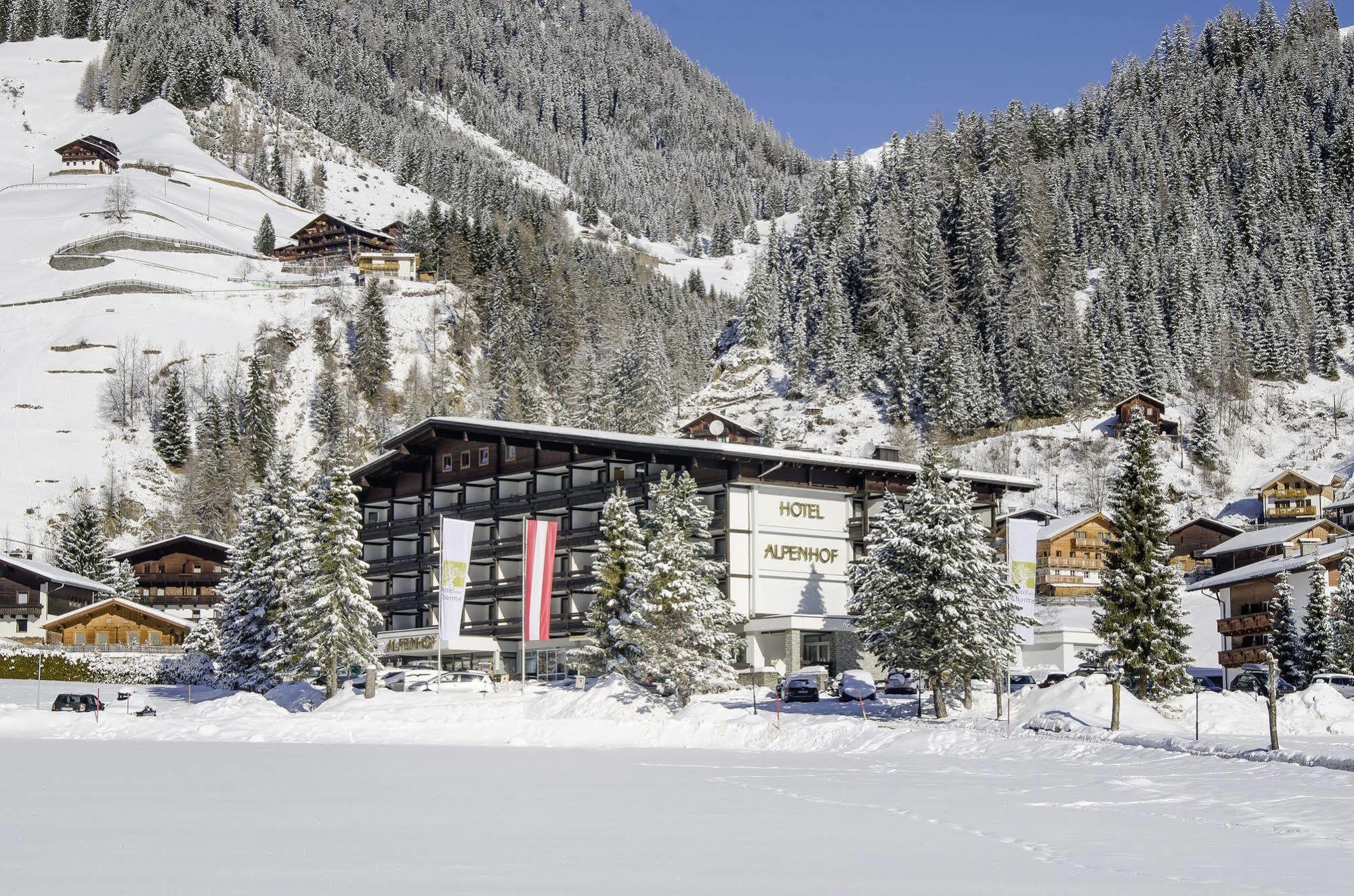 Hotel Alpenhof Санкт Якоб ин Дефереген Екстериор снимка
